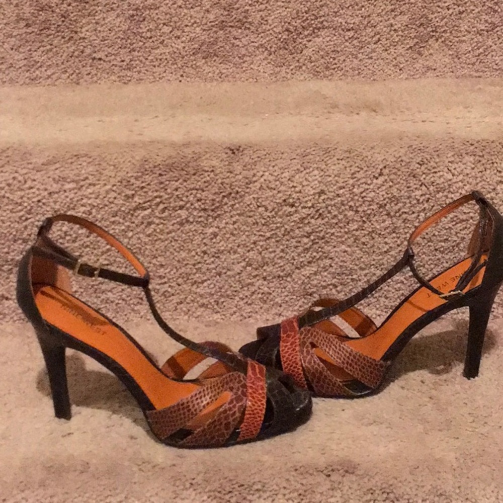 Multicolor heel